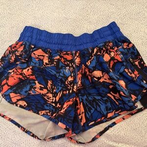 Lululemon running shorts size 10 butterfly print